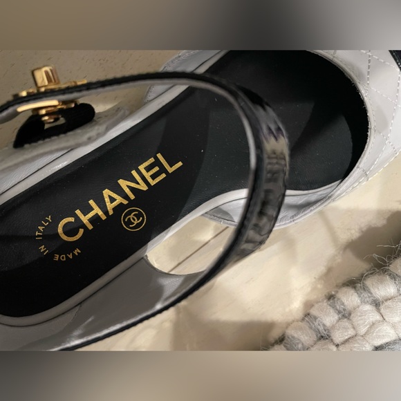 Pristine Condition Chanel Size 5 Ballerina Flats. π - Picture 2 of 6